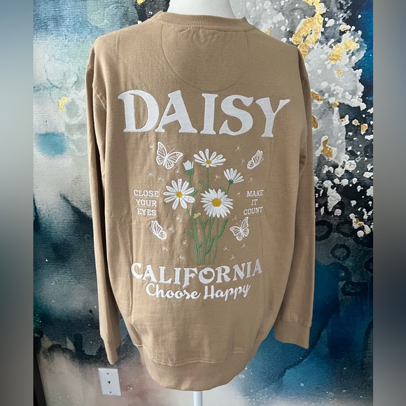 Tops Daisy Embroidered Sweatshirt Nwot Poshmark
